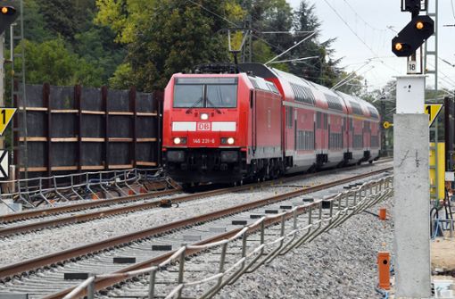Auf der Strecke der Rheintalbahn ist es zu einem Vorfall gekommen. Foto: dpa/Uli Deck