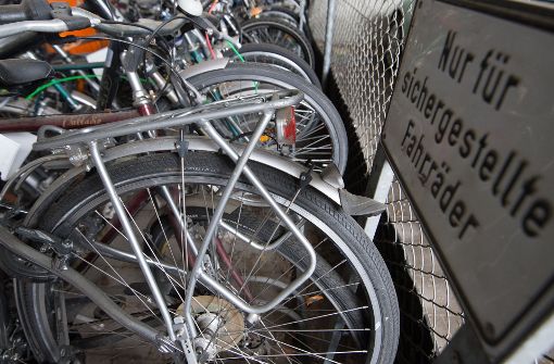 Gestohlene und gefundene Fahrräder geben der Stuttgarter Polizei manch ungewöhnliches Rätsel auf. Foto: dpa