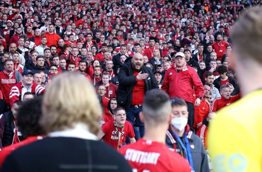 Unmut auf den Rängen: Die VfB-Fans fordern von den Spielern mehr Einsatz als zuletzt. Foto: Baumann