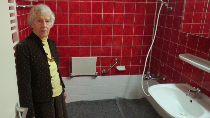 89-Jährige kann endlich wieder duschen
