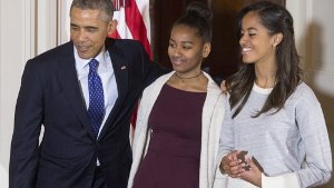 US-Präsident Barack Obama mit seinen Töchtern Malia (rechts) und Sasha. Foto: dpa