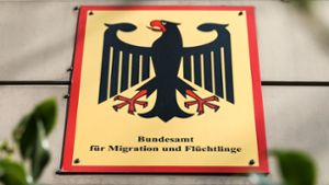 Starker Rückgang bei Zuwanderung aus und nach Deutschland
