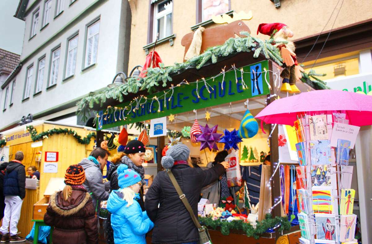 Der Niklasmarkt in Bad Cannstatt wird in diesem Jahr ein Verlustgeschäft, kündigt der Gewerbe- und Handelsverein als Veranstalter an. Foto: Annina Baur