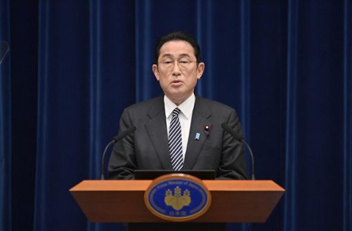 Fumio Kishida – der Premierminister Japans – will sein Land auf eine Bedrohung durch China vorbereiten. (Archivbild) Foto: AFP/DAVID MAREUIL