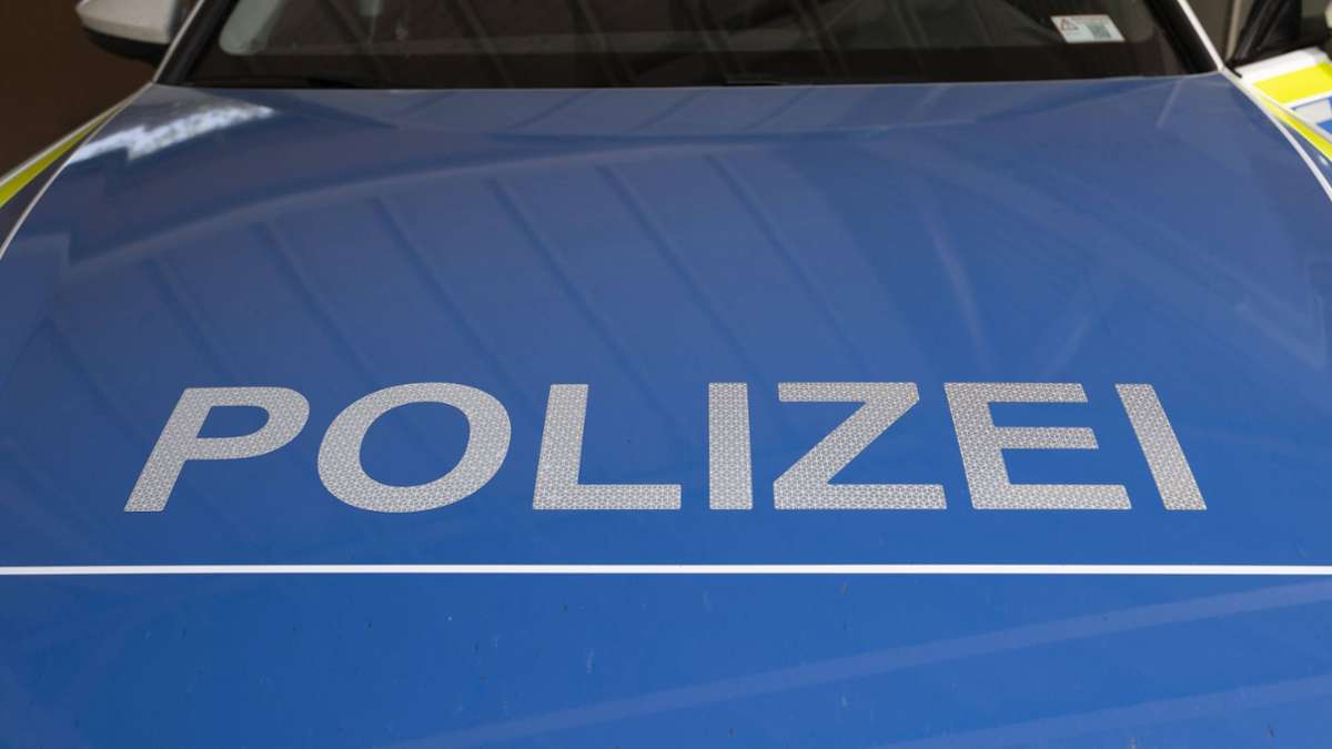 Bad Cannstatt: 51-Jähriger von Unbekanntem erpresst und geschlagen