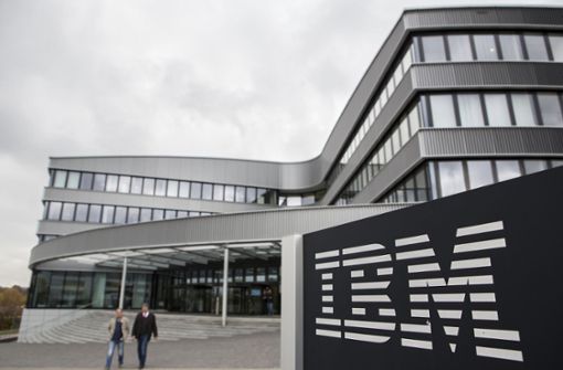 IBM plant die Streichung von weiteren Stellen in Deutschland. (Archivbild) Foto: dpa/Silas Stein