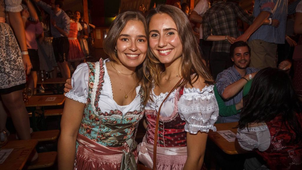 Stuttgarter Frühlingsfest: Bei der Studentenparty beben die Bänke