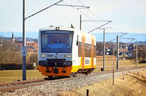 Von Dezember an soll die Schönbuchbahn zwischen Böblingen und Holzgerlingen wieder fahren – für den Kreisrat ein Erfolg. Foto: /Simon Granville/factum