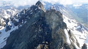 Am 11. Juni löst sich ein Teil des Fluchthorn-Massivs und stürzt in die Tiefe. Foto: dpa/Land Tirol