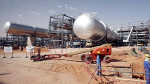 Neben der US-Ankündigungen erhöhen auch Förderkürzungen Saudi-Arabiens den Ölpreis. Foto: dpa