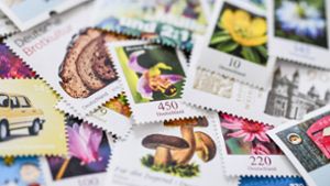 Einbrecher stiehlt Briefmarken im Wert von Zehntausend Euro