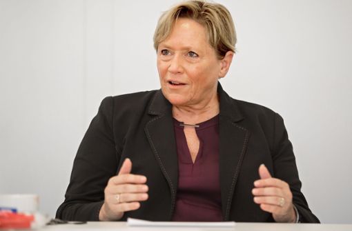 Baden-Württembergs Kultusministerin Susanne Eisenmann sieht die Ferienverlängerung kritisch. Foto:  