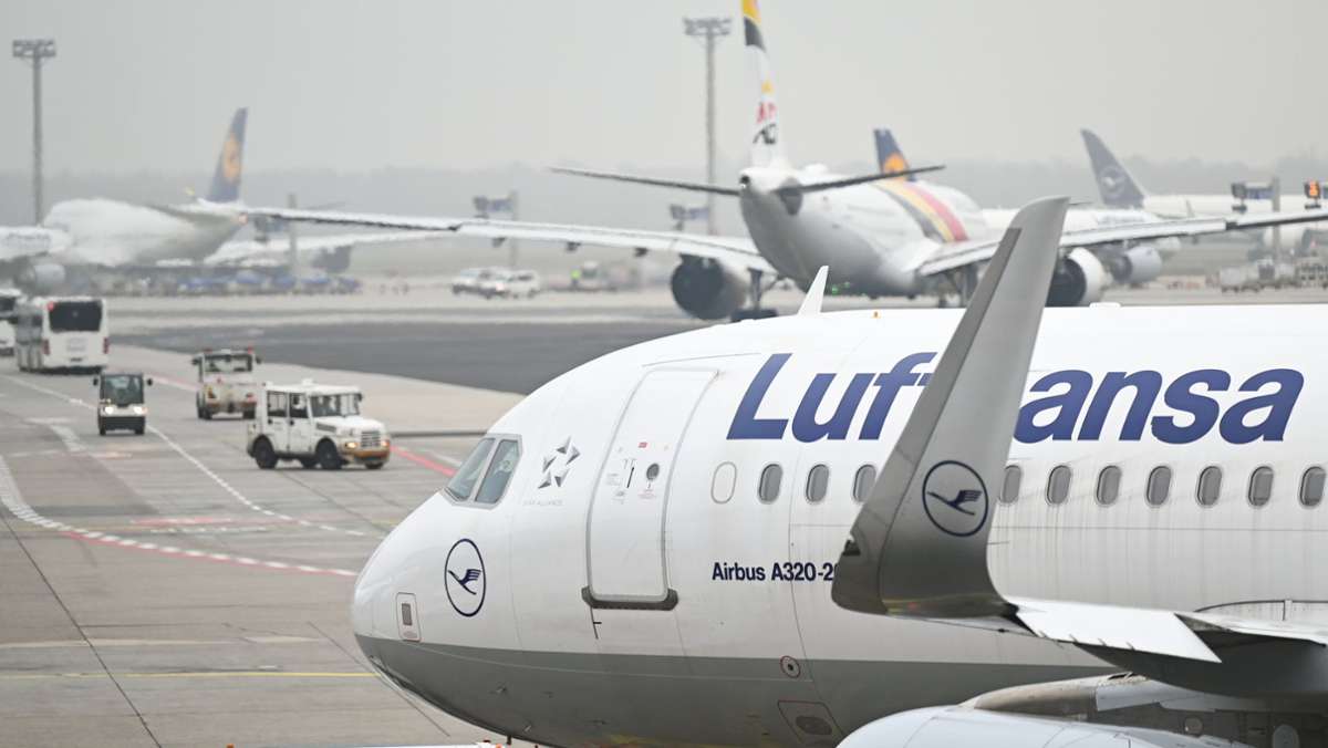 Frankfurt: Bahn-Baupanne löst Lufthansa-Chaos aus –  Warnstreik am Freitag