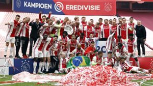 Ajax ist in der vergangenen Woche zum 35. Mal Meister der niederländischen Eredivisie geworden. Foto: dpa/Maurice Van Steen