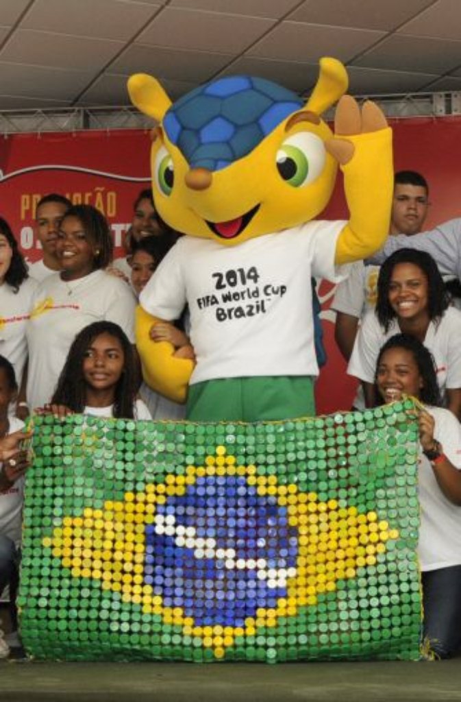 ... 1,7 Millionen Brasilianer stimmten innerhalb einer dreimonatigen Wahlperiode für den Namen Fuleco ab. Hier eine Bildergalerie mit ausgewählten Maskottchen zum Durchklicken: