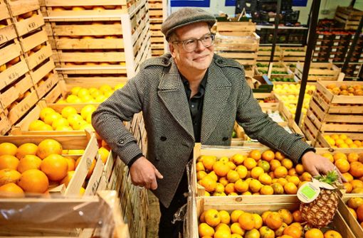 Matthias Kästner möchte, dass Bauern die Chance haben, ihre Waren zu fairen Preisen zu verkaufen. Er hat der Geiz-ist-geil-Mentalität den Kampf angesagt. Foto: Gottfried Stoppel
