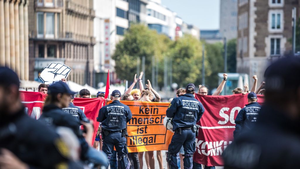 Identitären-Kundgebung in Stuttgart: Verdi kritisiert Umgang mit Journalisten – Polizei weist Vorwürfe zurück