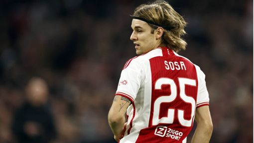 Borna Sosa steht bis 2028 bei Ajax Amsterdam unter Vertrag. Foto: imago/ANP