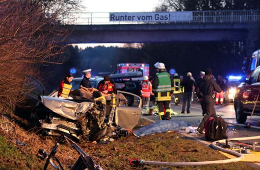 In Ochsenhausen in Baden-Württemberg ist es zu einem tragischen Unfall mit mehreren Toten gekommen. Foto: dpa