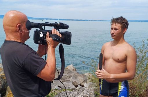 Das Medienecho um den 14-Jährigen Rekordschwimmer war entsprechend groß Foto: Privat/Harald Kümmel