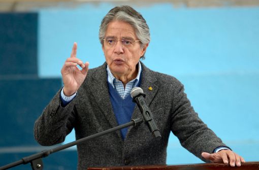 Guillermo Lasso hat in Ecuaodor den Ausnahmezustand verhängt. Foto: AFP/RODRIGO BUENDIA