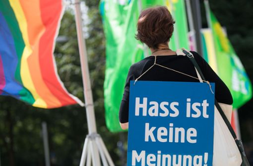 Neben zivilgesellschaftlichem Engagement gibt es nun auch Aktionstage des Bundeskriminalamtes gegen Hass im Netz. Foto: dpa/Frank Rumpenhorst