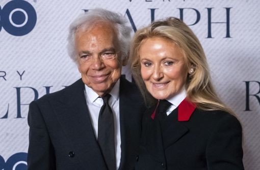 Designer Ralph Lauren kam in Begleitung seiner Frau Amy Low-Beer zur Premiere von „Very Ralph“. Foto: AP/Charles Sykes