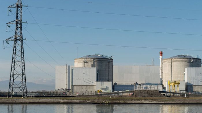 Umstrittenes Atomkraftwerk probt nuklearen Notfall