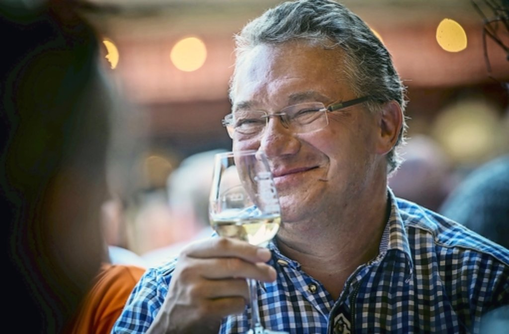 Als Weinkenner ist er so begabt wie als Musiker: Ernst Hutter