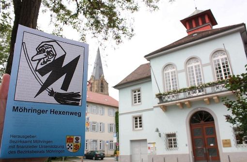 Bezirksrathaus und Martinskirche sind nur zwei der Stationen der beiden Hexenwege. Foto: Archiv Rebecca Stahlberg