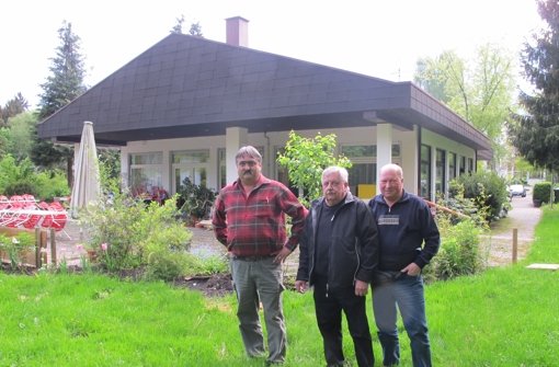 Roland Walz, Peter Kampa und Walter Hutzel  (von links) bilden den aktuellen Vorstand des Homöopathischen Vereins Möhringen. Foto: Malte Klein