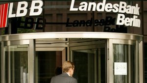 Die Kreditwürdigkeit der Landesbank Berlin und deren Hypothekentochter Berlin Hyp wurden von der britischen Ratingagentur Fitch von AA- auf A+ herabgestuft. Foto: dpa