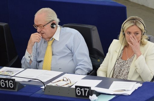 Jean-Marie Le Pen und seine Tochter Marine haben sich entzweit. Foto: epa