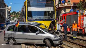 Im Stuttgarter Westen hat es am Donnerstagmorgen einen Stadtbahnunfall gegeben. Foto: SDMG