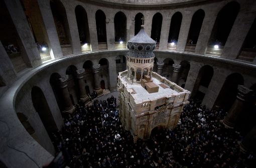 Die renovierte Grabkapelle in der Grabeskirche in Jerusalem. Foto: AP POOL