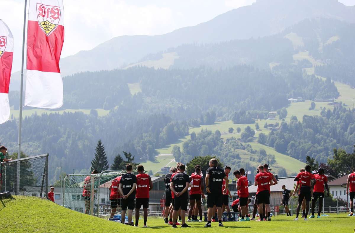 Dieses Mal nicht in Kitzbühel, aber wieder in den Bergen:  Der VfB Stuttgart absolviert sein Sommertrainingslager dieses Mal im Allgäu. Foto: Pressefoto Baumann/Alexander Keppler