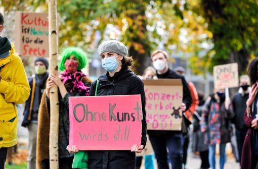 Was wird aus den Künstlern? Protest in Stuttgart im November 2020 Foto: Lichtgut/Max Kovalenko