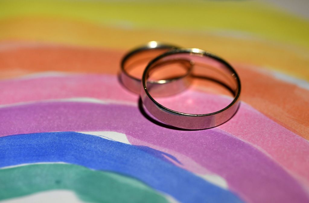 Nur drei evangelische Landeskirchen erteilen homosexuellen Paaren keine öffentliche Segnung. Foto: dpa-Zentralbild
