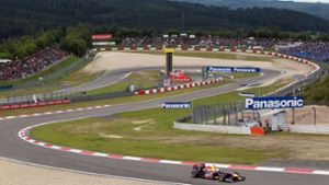 Rennen auf dem Nürburgring mit 20 000 Zuschauern