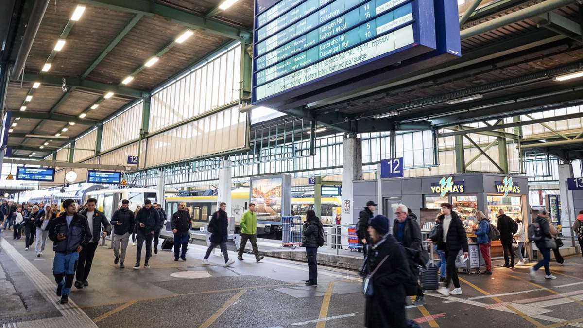 Frust am Stuttgarter Hauptbahnhof: Bahnstreik nervt Pendler – ein Stimmungsbild
