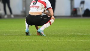 Hängende Köpfe beim VfB Stuttgart nach dem Remis gegen Bochum. Foto: dpa/Marijan Murat