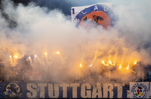 Über 1000  Fans der Stuttgarter Kickers werden beim Auftakt nach der Winterpause in Backnang erwartet. Foto: Pressefoto Baumann/Volker Mueller