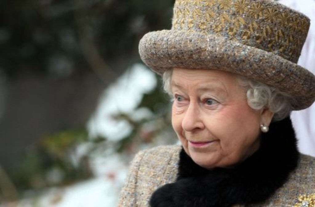 Februar: Auf den Tag genau 60 Jahre sitzt Queen Elizabeth II. am 6. Februar auf dem britischen Thron. Die Krönung fand im Jahr 1952 aber erst am 2. Juni statt, also werden auch die offiziellen Feierlichkeiten in den Sommer verschoben - der verspricht schließlich auch besseres Wetter.