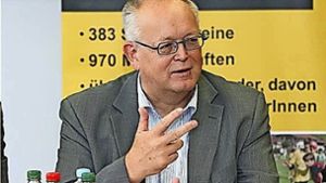Hans Artschwager, Präsident des Handballverbandes Württemberg, wünscht sich deutlich mehr Rückendeckung der Politik für den Sport an sich.   Foto: hvw