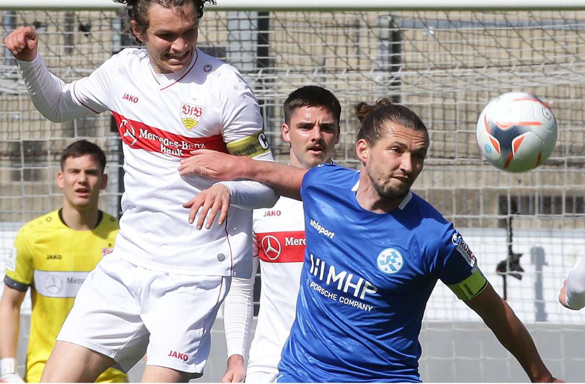 Mijo Tunjic trägt auch in der kommenden Saison die Kapitänsbinde bei den Stuttgarter Kickers. Foto: Pressefoto Baumann/Hansjürgen Britsch