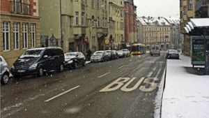 Die Bushaltestelle an der Ecke Olgastraße wird weiter nach oben verlegt. Foto: Nina Ayerle