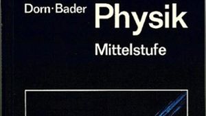 Der „Dorn-Bader“ in der vielen noch gut bekannten Optik der Ausgabe 1974 (links) – und im aktuellen Gewand. Foto: Westermann-Verlag