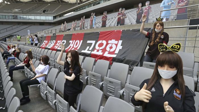 Südkoreas Fußballclub entschuldigt sich für Sexpuppen im Stadion