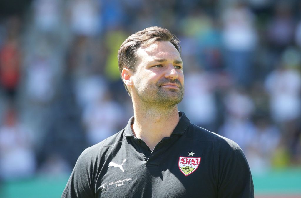 Trainer Daniel Teufel (34) hatte die Chefrolle vom damals  zu den Profis aufgestiegenen Nico Willig übernommen. In der neuen Saison wird Teufel  beim VfB Ausbildungsleiter für den Altersbereich U14 bis U16.