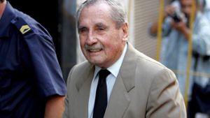 Der ehemalige Diktator Uruguays General Gregorio Álvarez am 5. Dezember 2007 in Montevideo zauf dem Weg zu einer Gerichtverhandlung. Álvarez ist im Alter von 91 Jahren gestorben. Foto: dpa